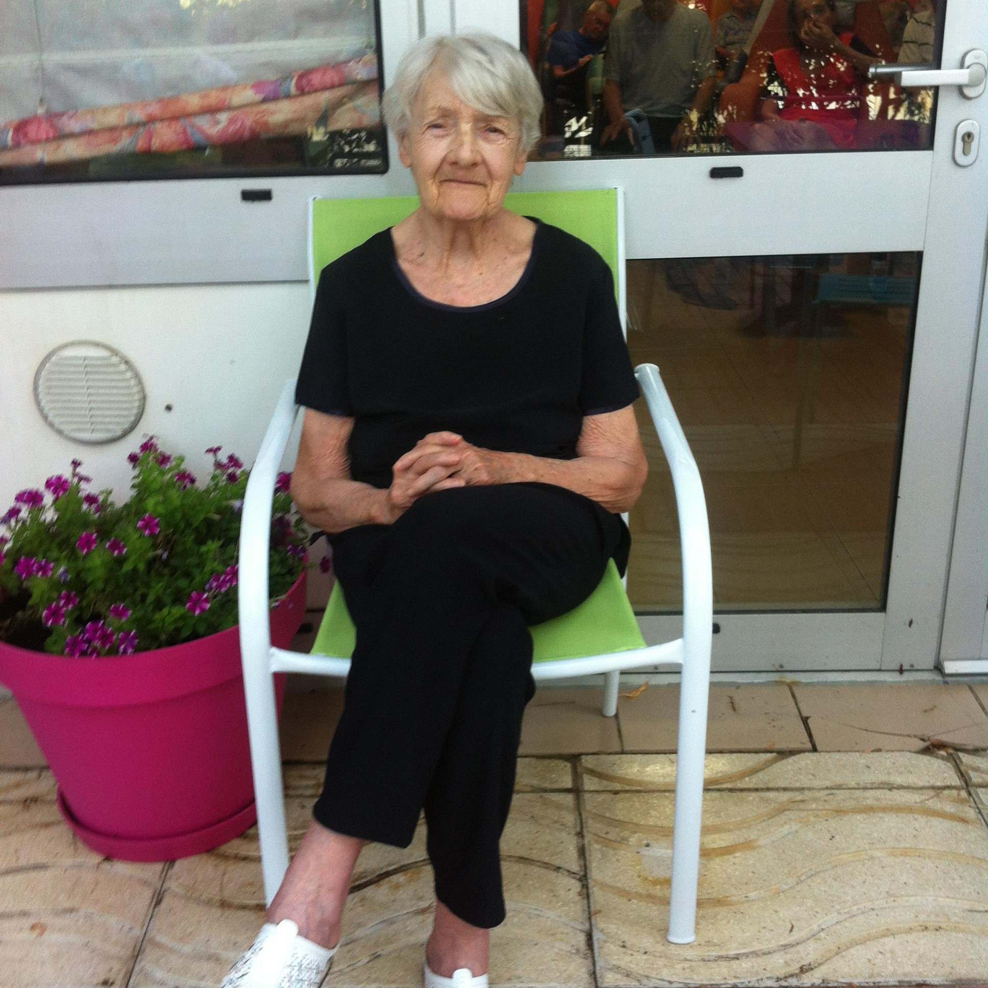 Photo de Madame Andrée Tuaillon